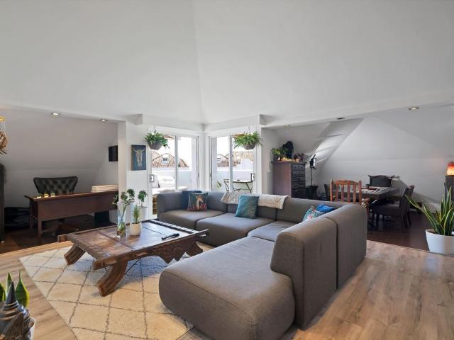 Exclusivo ático de 110 m2 en venta Marbella, España