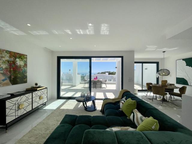 Exclusivo ático de 143 m2 en venta Estepona, España