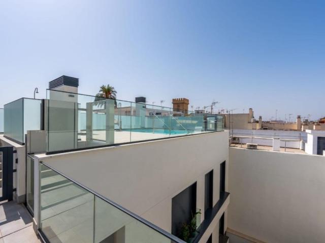Exclusivo ático de 152 m2 en alquiler Sevilla, España