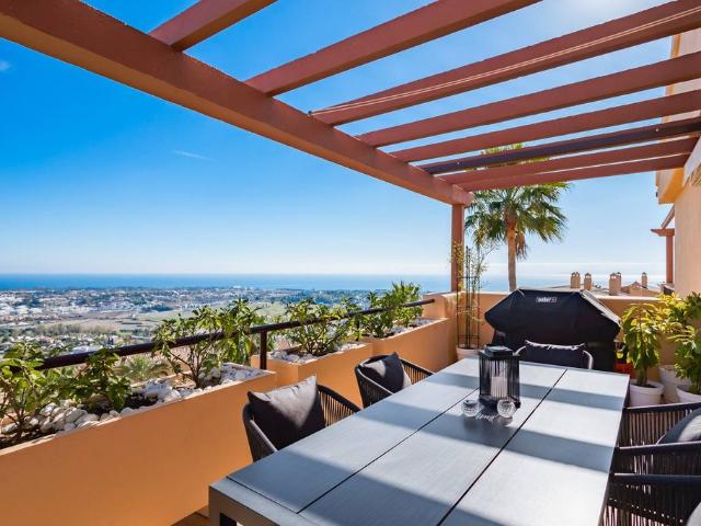 Exclusivo ático de 167 m2 en venta Marbella, España