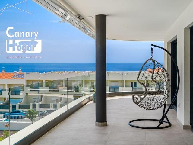 Exclusivo ático de 176 m2 en venta Adeje, España
