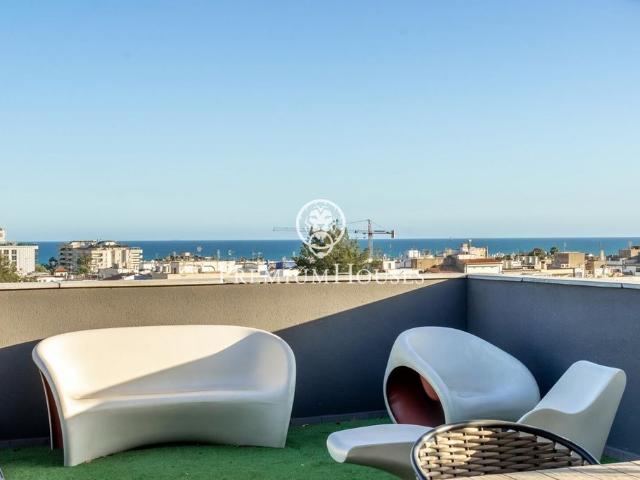 Exclusivo ático de 170 m2 en alquiler Sitges, Cataluña