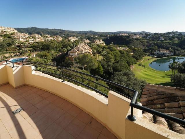 Exclusivo ático de 173 m2 en venta Marbella, Andalucía