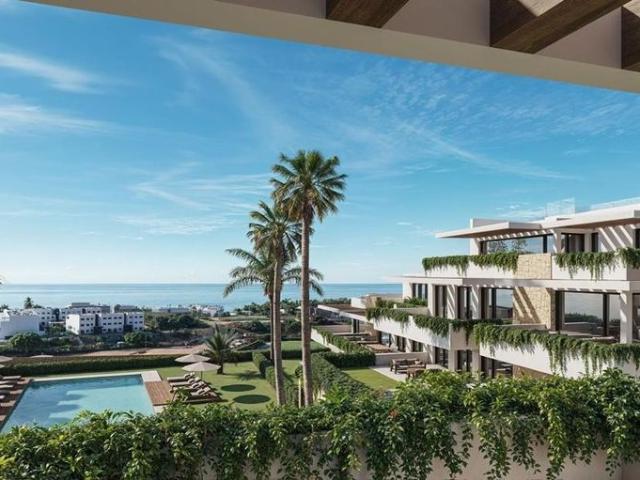 Exclusivo ático de 201 m2 en venta Estepona, España