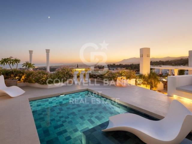 Exclusivo ático de 420 m2 en venta Marbella, Andalucía