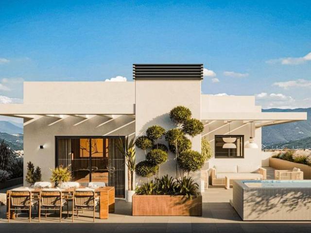 Exclusivo ático de 95 m2 en venta Estepona, España