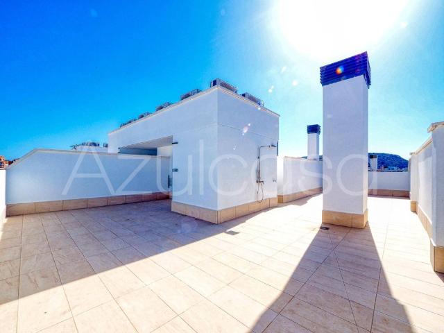 Exclusivo ático de 96 m2 en venta Alicante, España