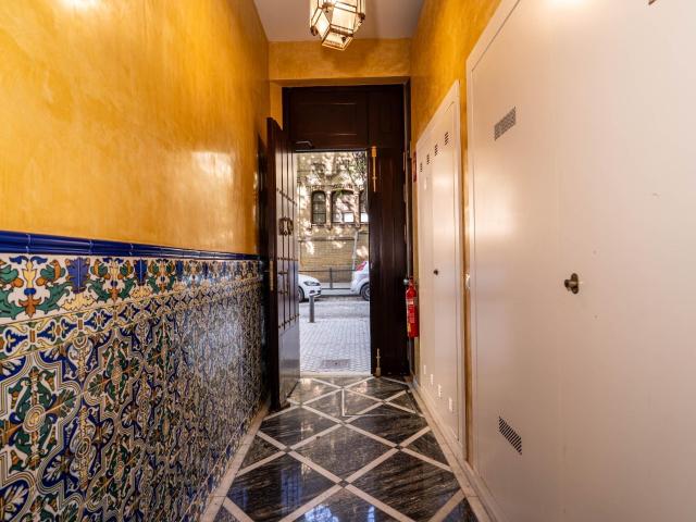 Exclusivo Ático Dúplex con Terraza y Piscina Privada en la mejor zona de triana