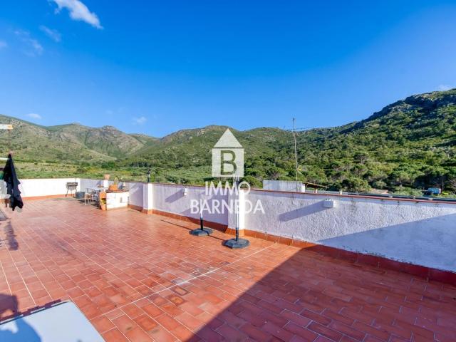 ? Exclusivo ático dúplex con gran terraza y espectaculares v. 86m² Roses