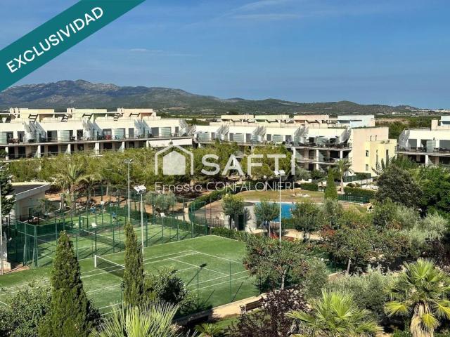 Exclusivo ático dúplex con solárium en Panorámica Golf Resort – San Jorge Castellón