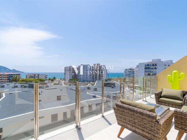 Exclusivo ático dúplex de obra nueva con espectaculares vist. 57m² Roses