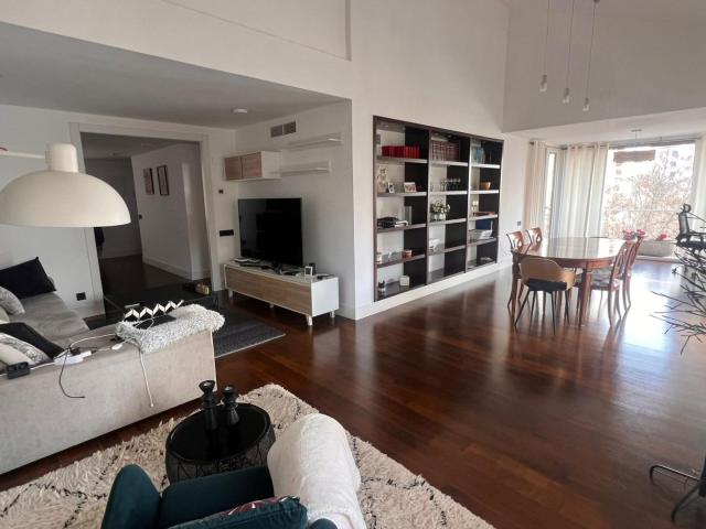 Exclusivo ático en alquiler de larga estancia en el corazón de Benidorm