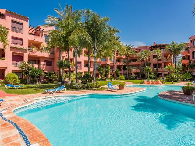 Exclusivo ático en alquiler Marbella, España