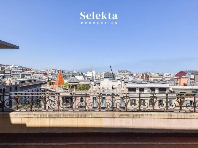 Exclusivo ático en venta Barcelona, España