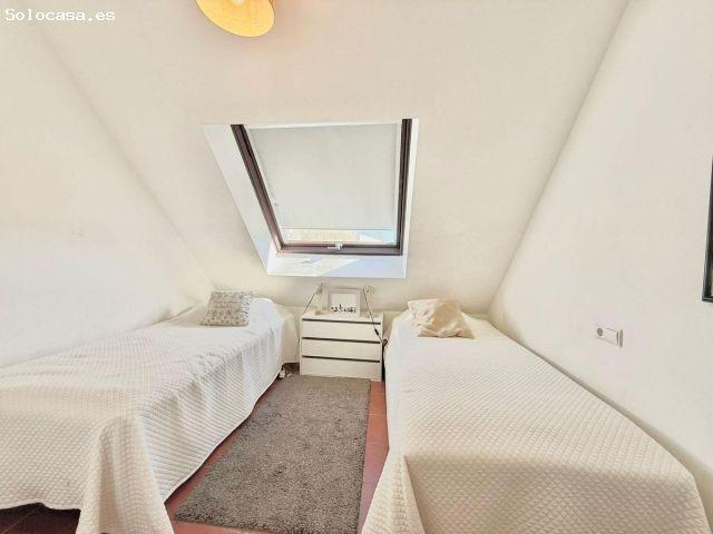 Exclusivo ático en venta en el centro de Fuengirola con espectacular terraza solárium