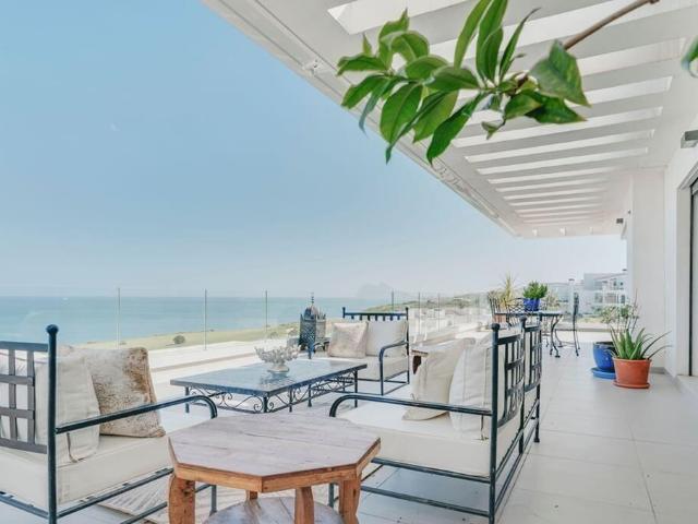 Exclusivo ático en venta en The Links Ii, situado en primera. 146m² La Alcaidesa