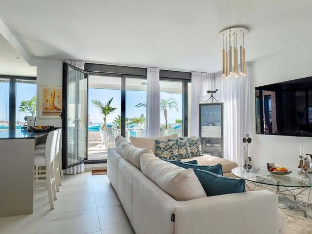 Exclusivo ático en venta Estepona, España