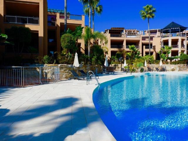 Exclusivo ático en venta Marbella, España