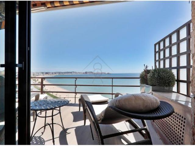 Exclusivo Atico frente al mar privacidad vistas a toda la bahía zona privilegiada