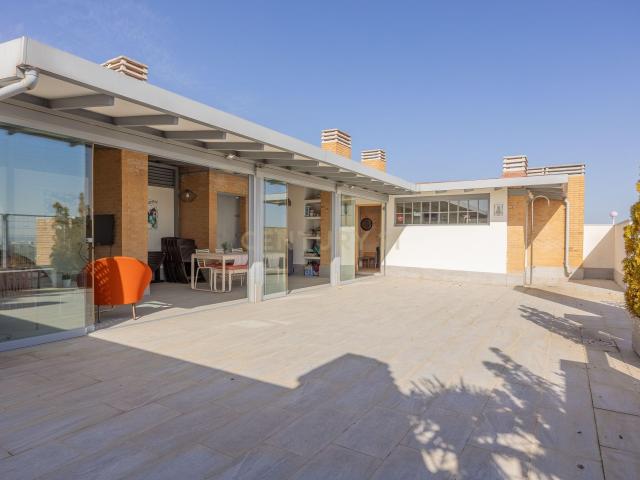 Exclusivo ático triplex en Conde de Orgaz