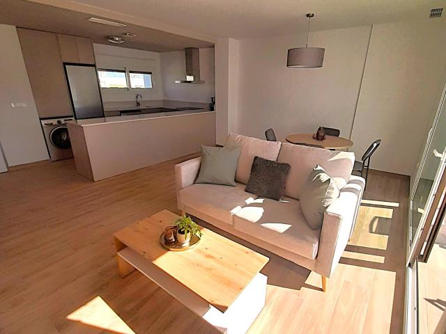 EXCLUSIVO BUNGALOW PLANTA ALTA EN VISTABELLA GOLF – LLAVE EN MANO, NUEVO A ESTRENAR, CON SOLÁRIUM