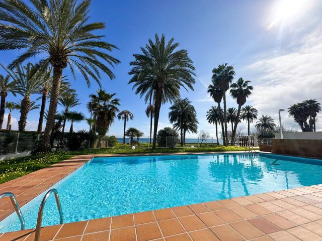 EXCLUSIVO DUPLEX, a Estrenar en Primera Línea de Playa en Ibiza
