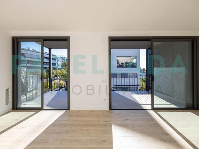 Exclusivo dúplex de obra nueva con piscina en Tiana