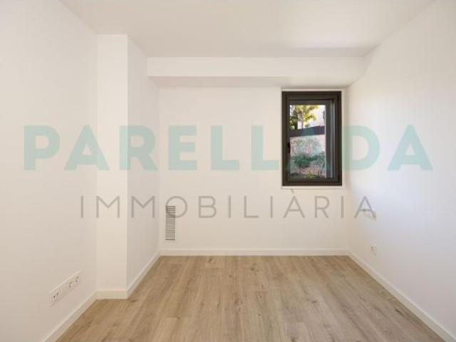 Exclusivo dúplex de obra nueva con piscina en Tiana
