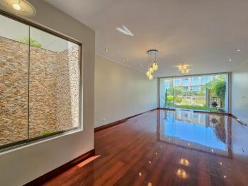 Exclusivo Dúplex en Venta en Condominio El Nuevo Rancho – Miraflores