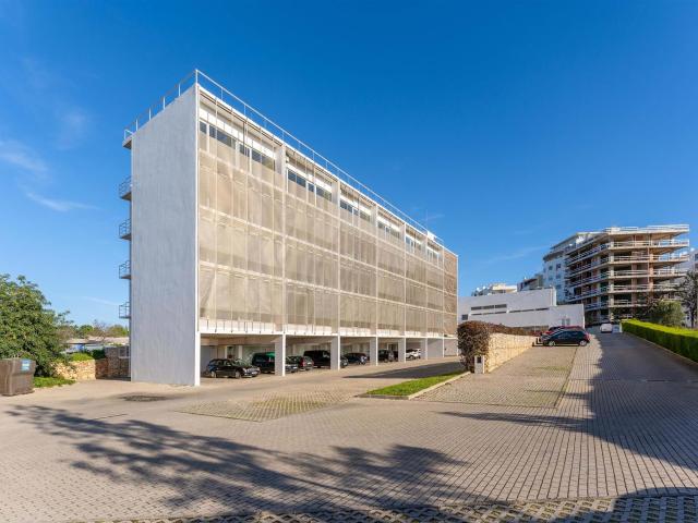 Exclusivo Edifício de escritórios para venda em Portimão 2489m² Portimão