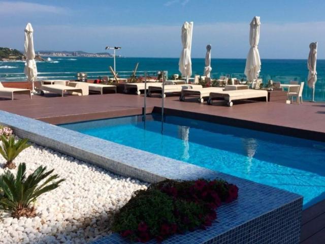 Exclusivo hotel de 1395 m2 en venta Urbanitzacions, Castillo de Aro, Provincia de Girona, Cataluña