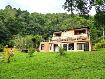 Exclusivo hotel en venta Anolaima, Cundinamarca