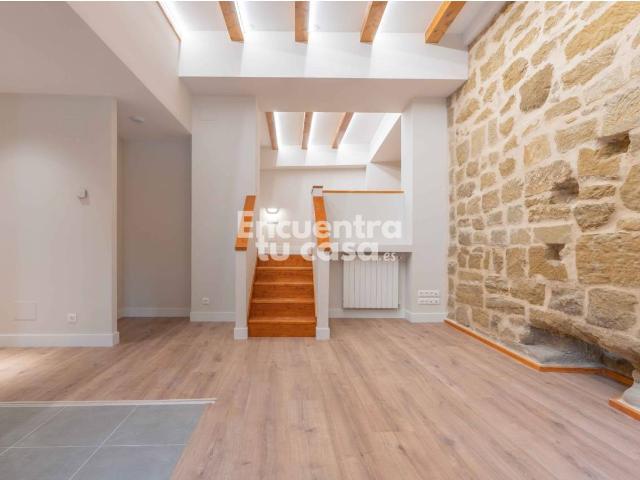 EXCLUSIVO LOFT A ESTRENAR EN LABASTIDA CON ZONAS COMUNES