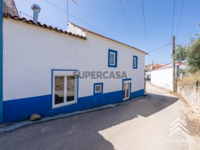 Exclusivo! Moradia T2+2 na Lamarosa