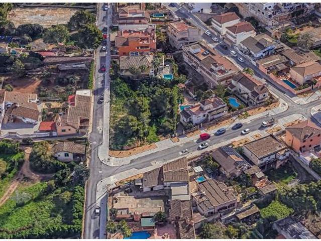Exclusivo solar urbano de 1.323 m2 para construir una espectacular vivienda unifamiliar en Ses Caden