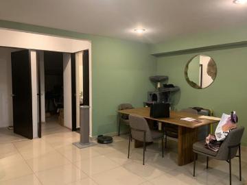 Moderno Penthouse de Dos Niveles en Venta en Colonia Nápoles