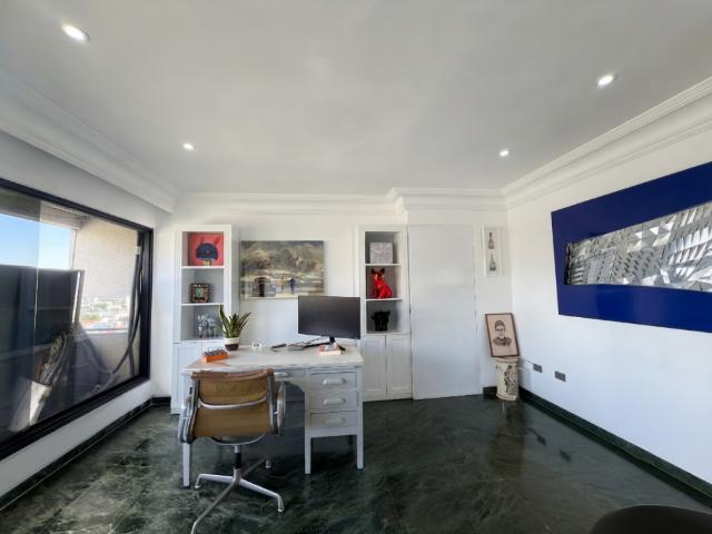 EXCLUSIVO PENTHOUSE EN ALQUILER LAS MESETAS BELLA