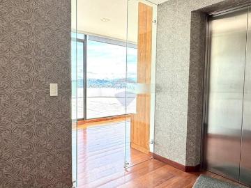 ¡Exclusivo Penthouse en Venta en Quito Tenis!