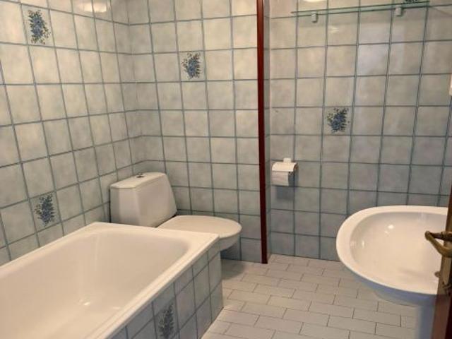 Exclusivo piso vacío en Plaza de Pontevedra: confort y diseño en el centro