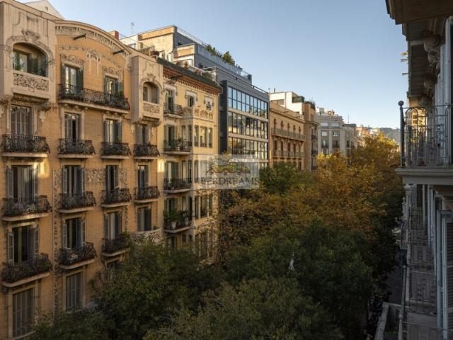 EXCLUSIVO PISO A ESTRENAR EN EIXAMPLE BARCELONA AMUEBLADO