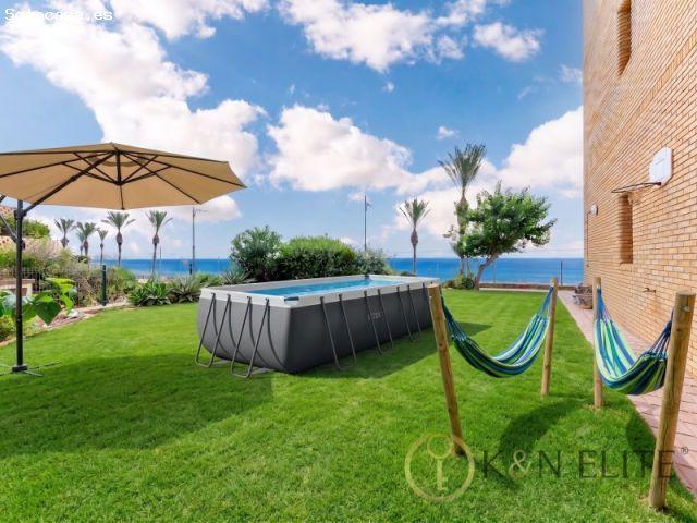 Exclusivo Piso con Jardín en Primera Línea de Playa Muchavista