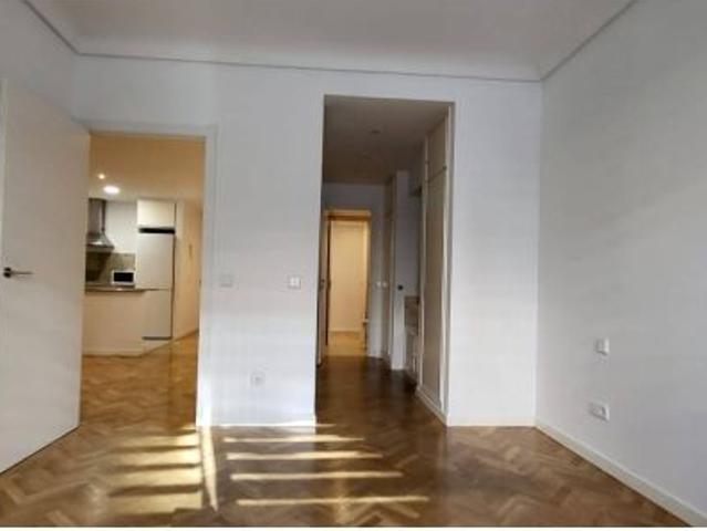 Exclusivo piso con terraza y premio de arquitectura en Bernabéu–Hispanoamérica