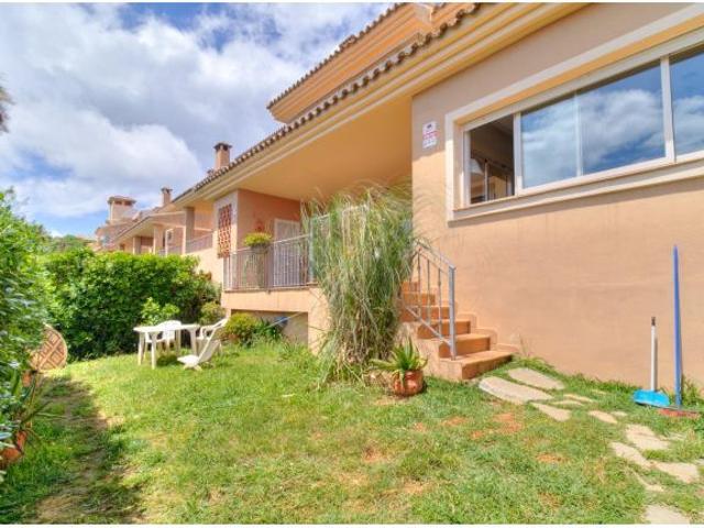 EXCLUSIVO PISO CON VISTAS PANORÁMICAS AL MAR EN LA MAIRENA | MARBELLA ESTE
