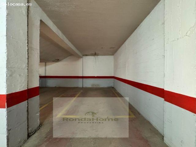 Exclusivo piso de 3 dormitorios con garaje y vistas en el corazón de Arroyo de
