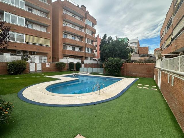 EXCLUSIVO PISO EN VENTA EN CORNELLA DE LLOBREGAT