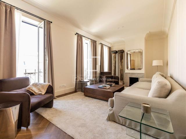 Exclusivo piso en venta en Fuente del Berro, ubicado en una. 183m² Madrid