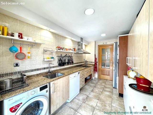 ? Exclusivo Piso en Europolis con Piscina y Pádel | ABA Expertos Inmobiliarios