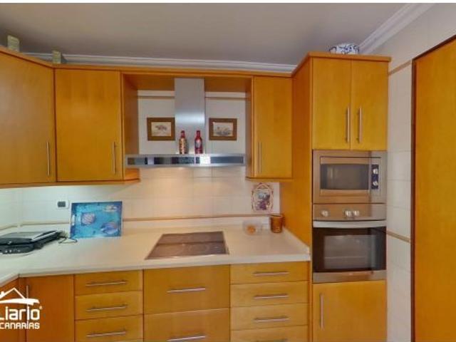Exclusivo piso en Ifara con gran terraza, vistas al mar y 3 plazas de garaje