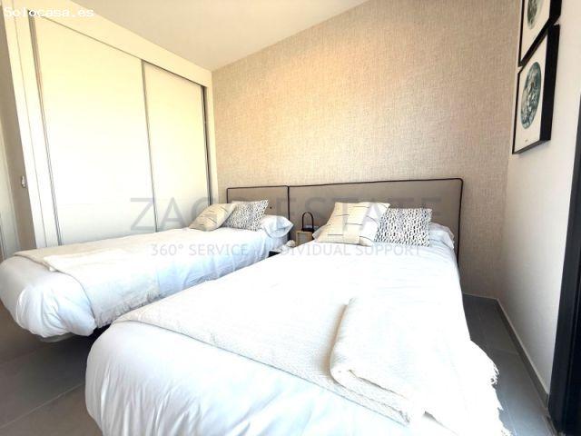 Exclusivo piso en planta alta con vistas al golf y al mar en Benidorm
