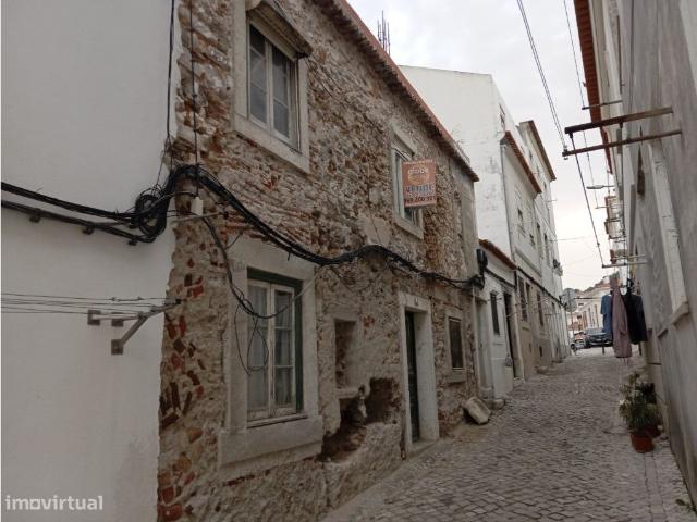 EXCLUSIVO PRDIO EM SESIMBRA